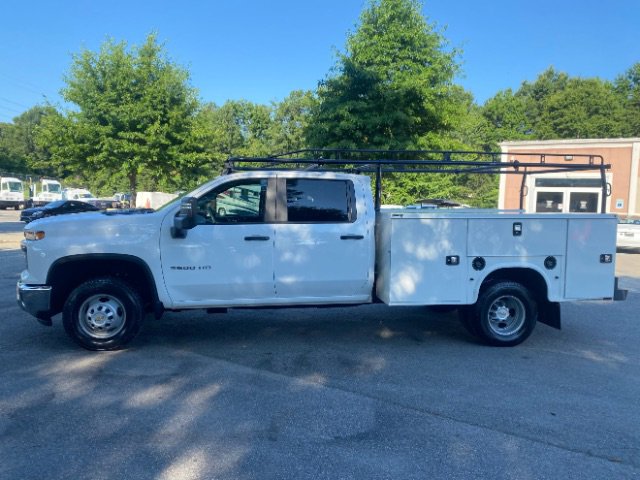 Used 2024 Chevrolet Silverado 3500 W/T w/ WT Convenience Package image 4
