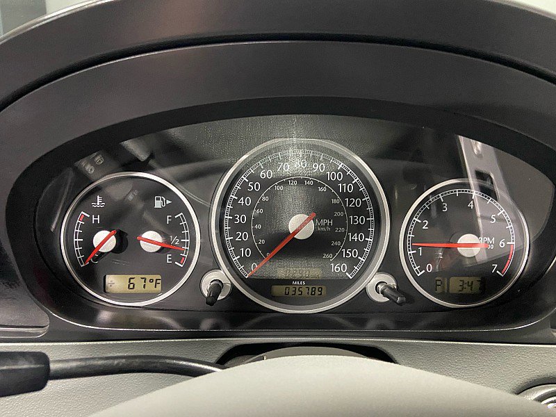 Used 2007 Chrysler Crossfire Limited image 24
