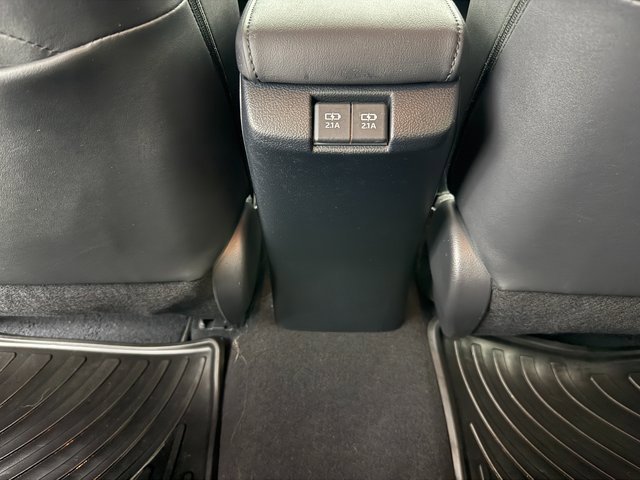 Used 2019 Toyota Prius Limited image 32