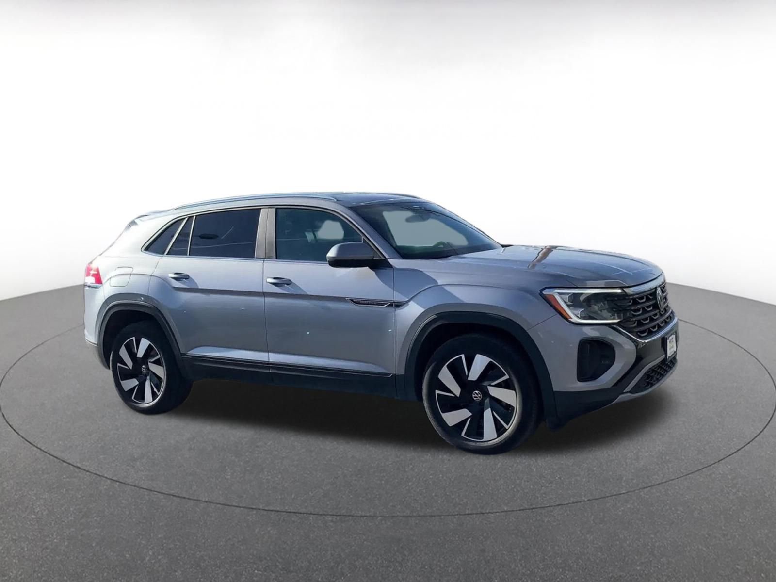 Used 2025 Volkswagen Atlas Cross Sport SE video 2