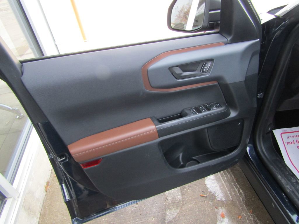 Used 2021 Ford Bronco Sport Outer Banks image 19