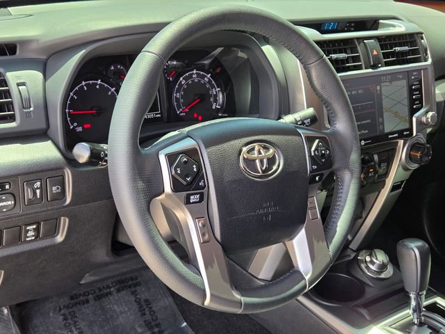 Used 2021 Toyota 4Runner SR5 Premium w/ Moonroof Package AWD/4WD image 18