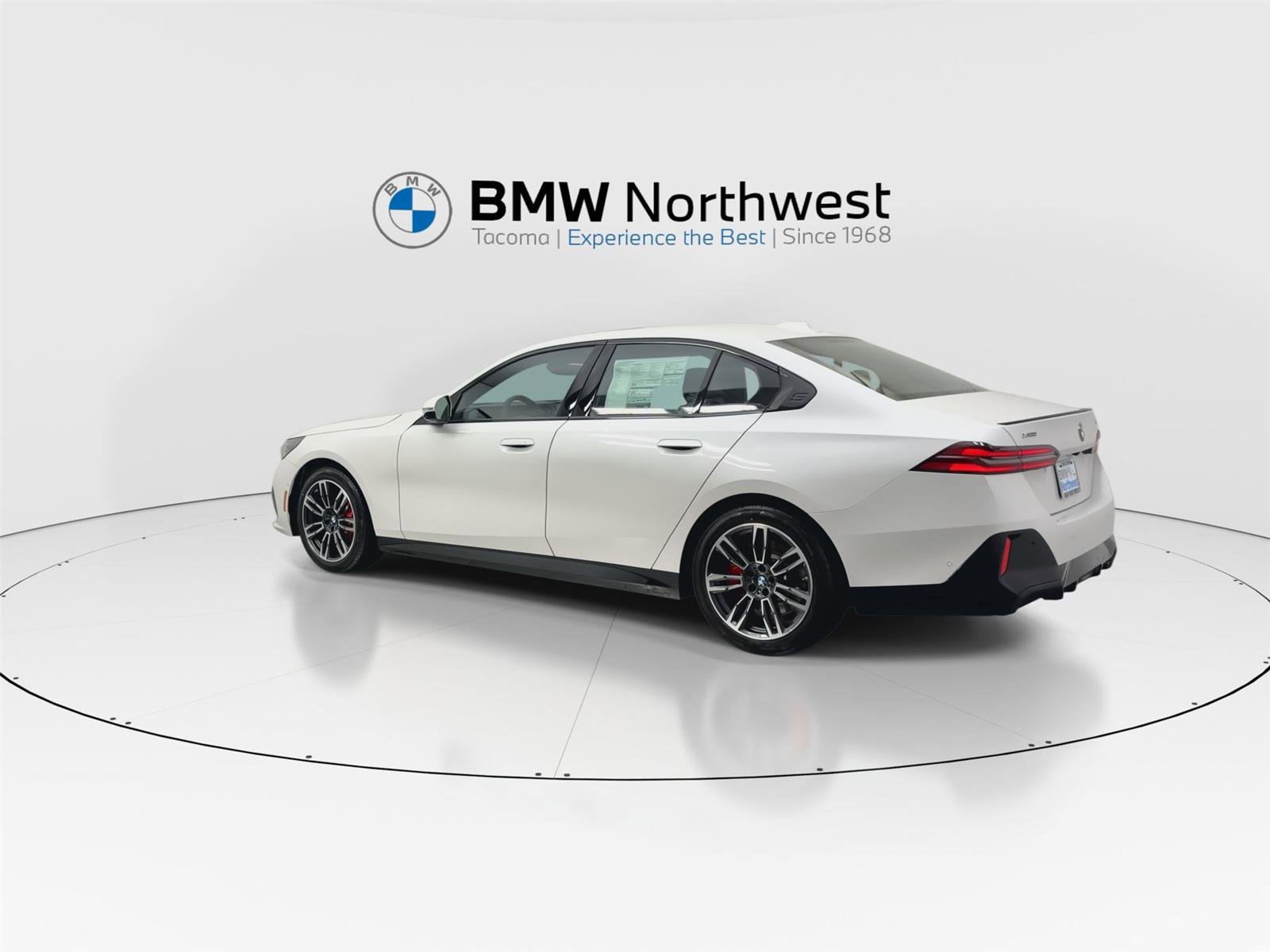 New 2026 BMW 530i xDrive w/ M Sport Package image 12