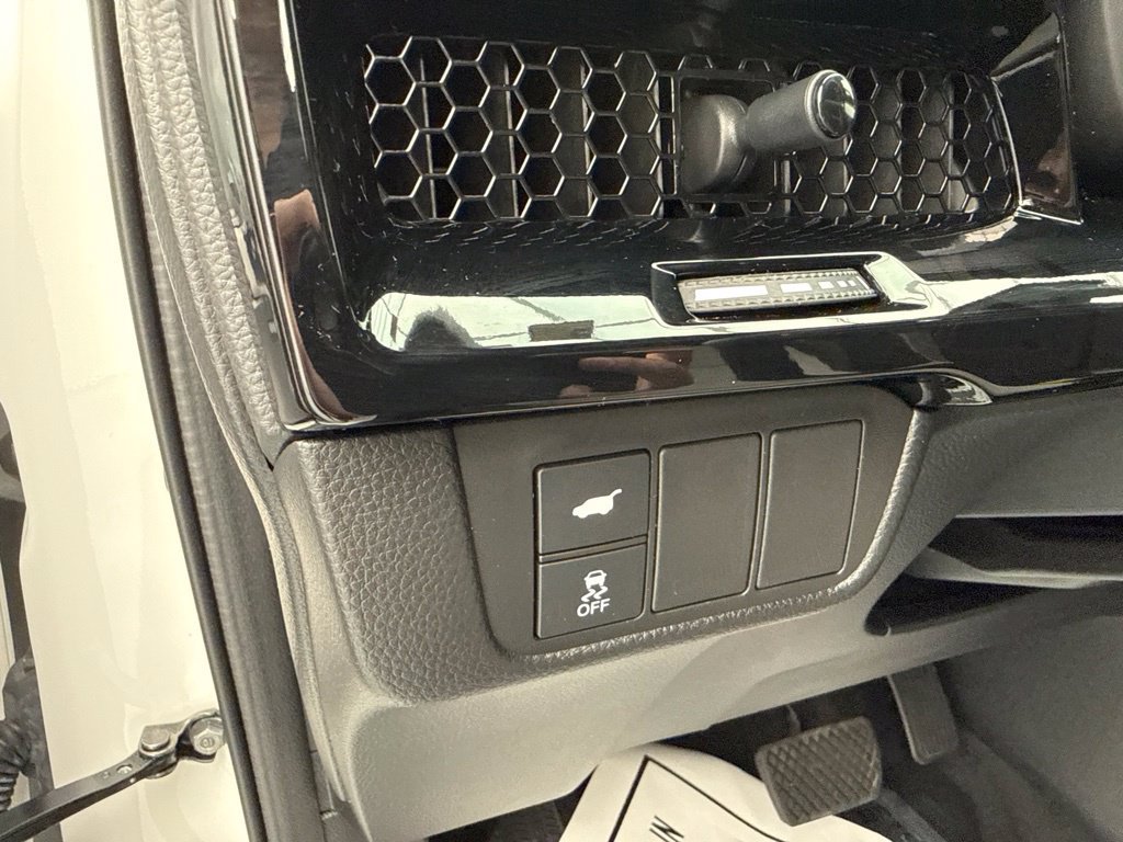 Used 2025 Honda CR-V Sport Touring image 22