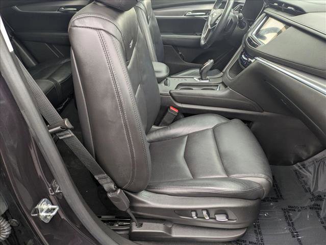 Used 2018 Cadillac XT5 Luxury w/ Driver Awareness Package image 22