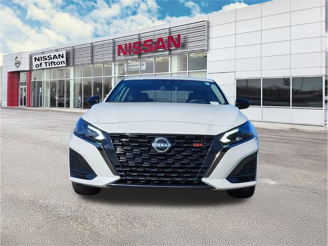 Certified 2024 Nissan Altima 2.5 SR image 2