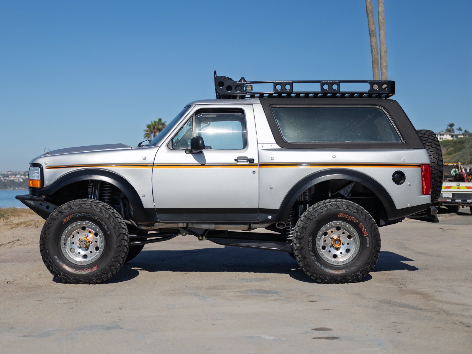 Used 1992 Ford Bronco AWD/4WD image 8