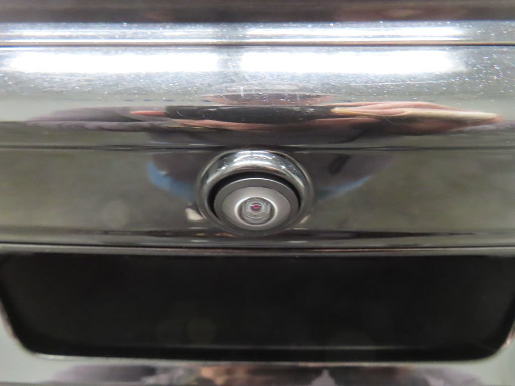 Used 2023 RAM 1500 Laramie AWD/4WD image 37