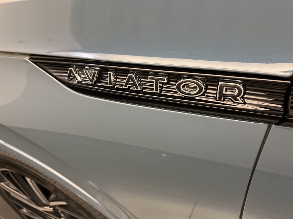 New 2026 Lincoln Aviator Black Label w/ Black Label Special Edition image 41
