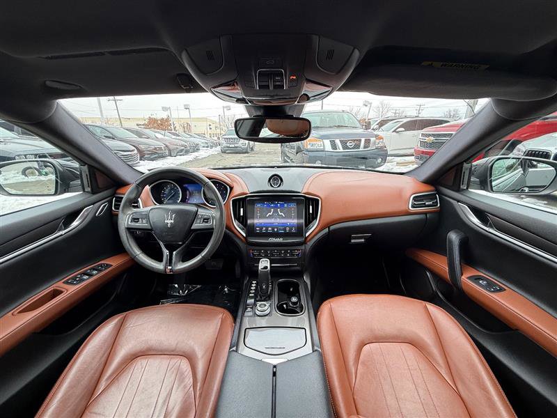 Used 2019 Maserati Ghibli RWD image 31