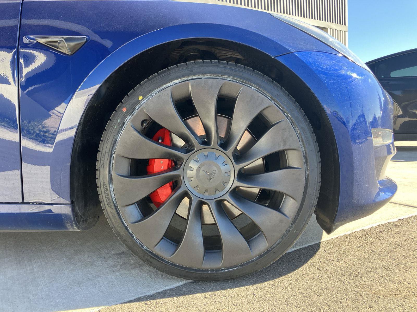 Used 2021 Tesla Model 3 Performance AWD/4WD image 10