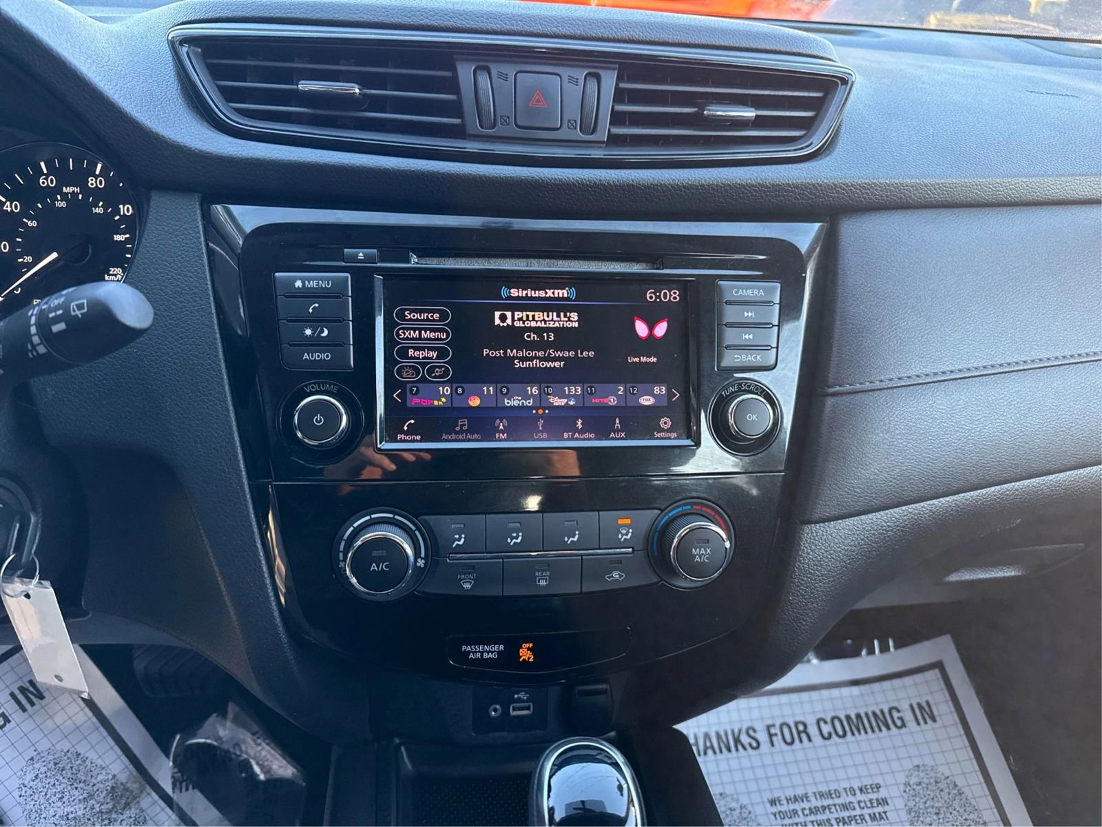 Used 2018 Nissan Rogue S image 14