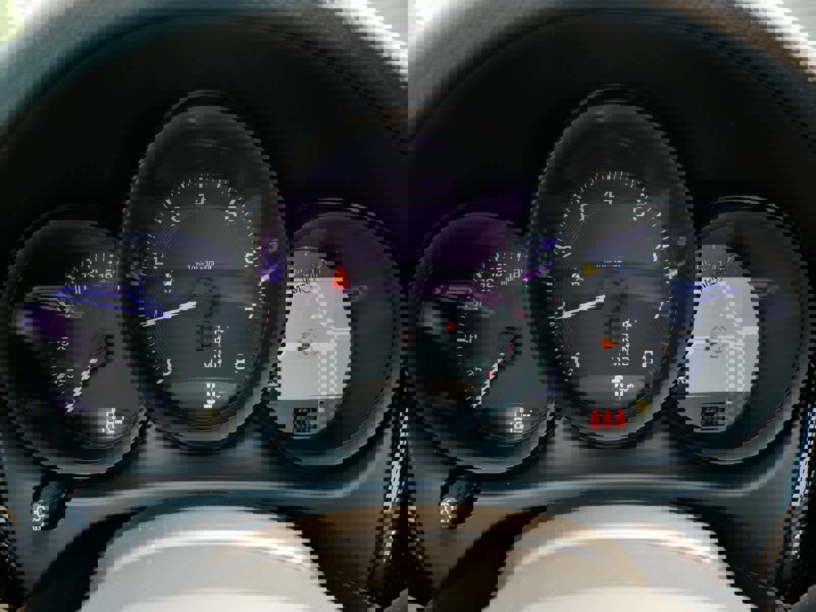 New 2025 Porsche Macan image 14