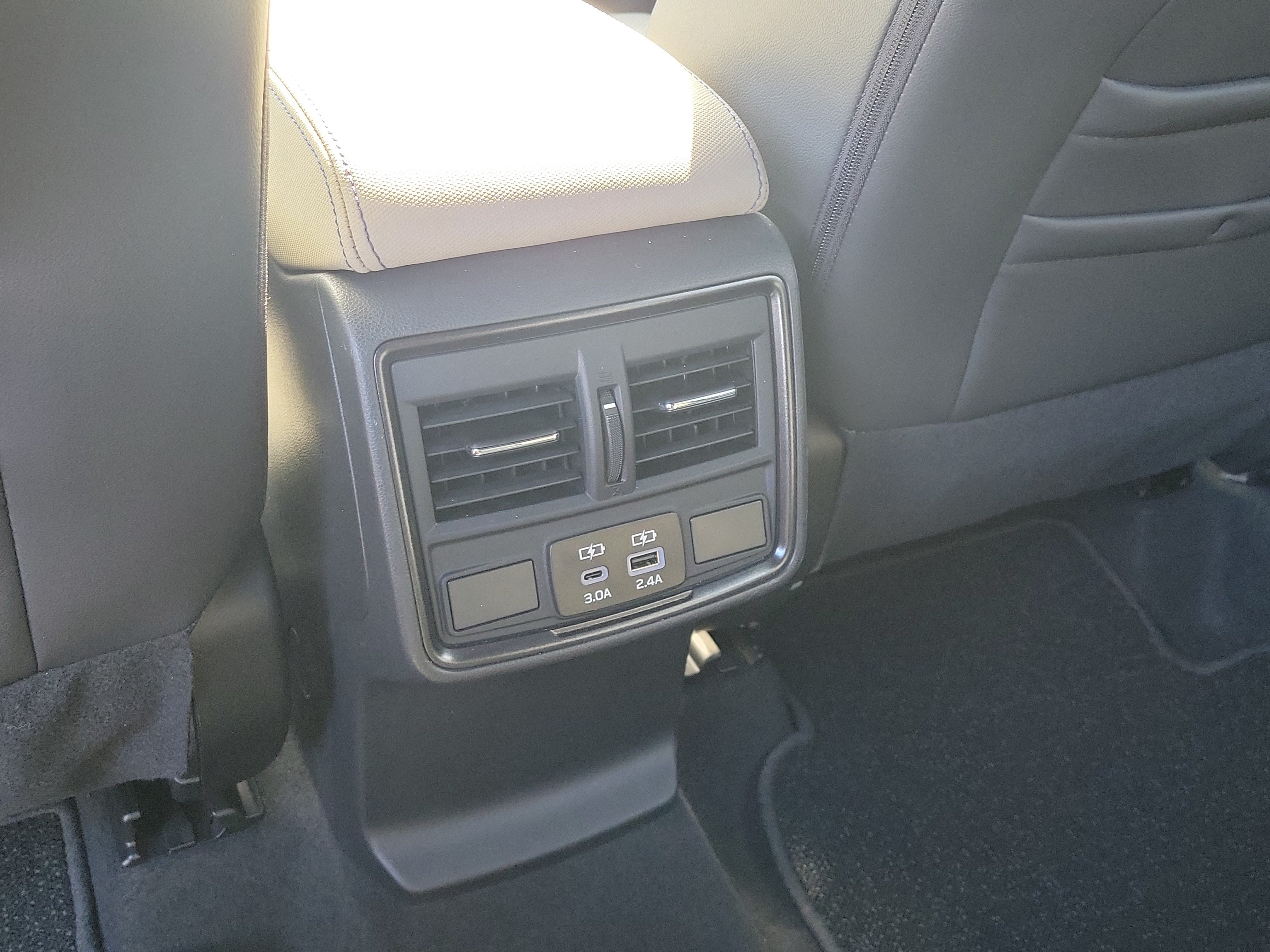 Certified 2025 Subaru Forester Limited AWD/4WD image 15