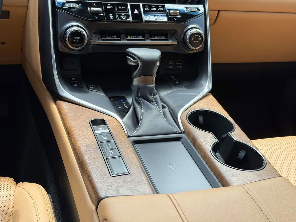 Used 2024 Lexus LX 600 4WD w/ Interior Upgrade Package image 14