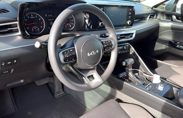 Used 2023 Kia K5 LXS FWD image 22