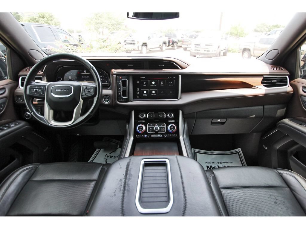 Used 2022 GMC Yukon Denali AWD/4WD image 7