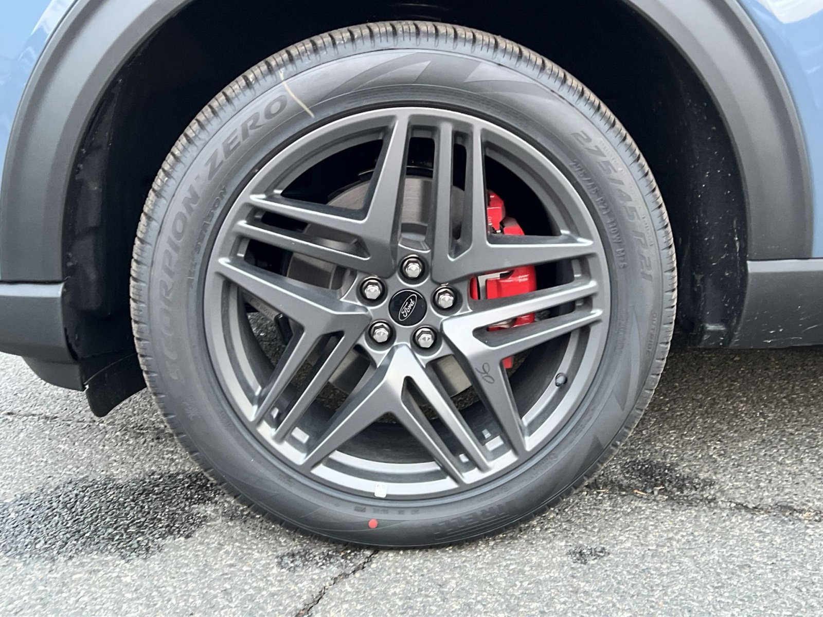 New 2026 Ford Explorer ST-Line w/ ST-Line Street Pack image 12