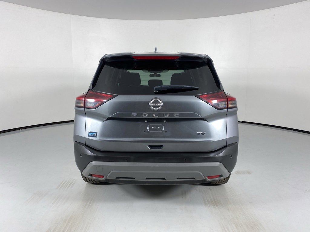 Used 2023 Nissan Rogue S image 6