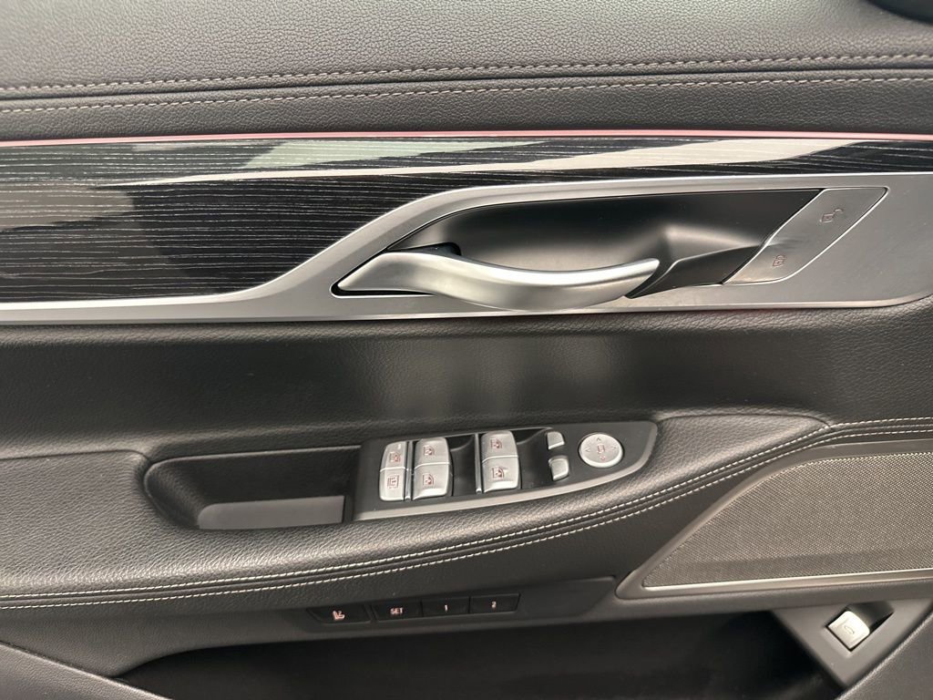 Used 2019 BMW 740i xDrive w/ M Sport Package image 25