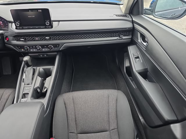 Used 2025 Honda Accord SE image 14
