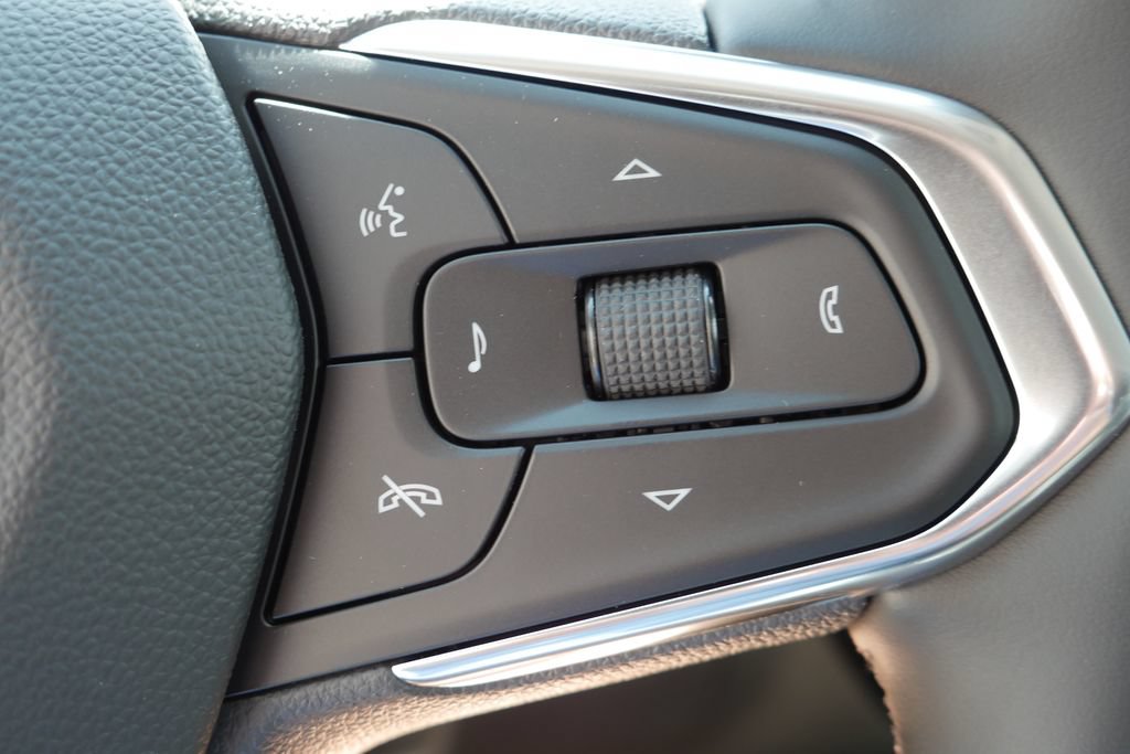 New 2026 Chevrolet Trax ACTIV w/ Driver Confidence Package FWD image 17