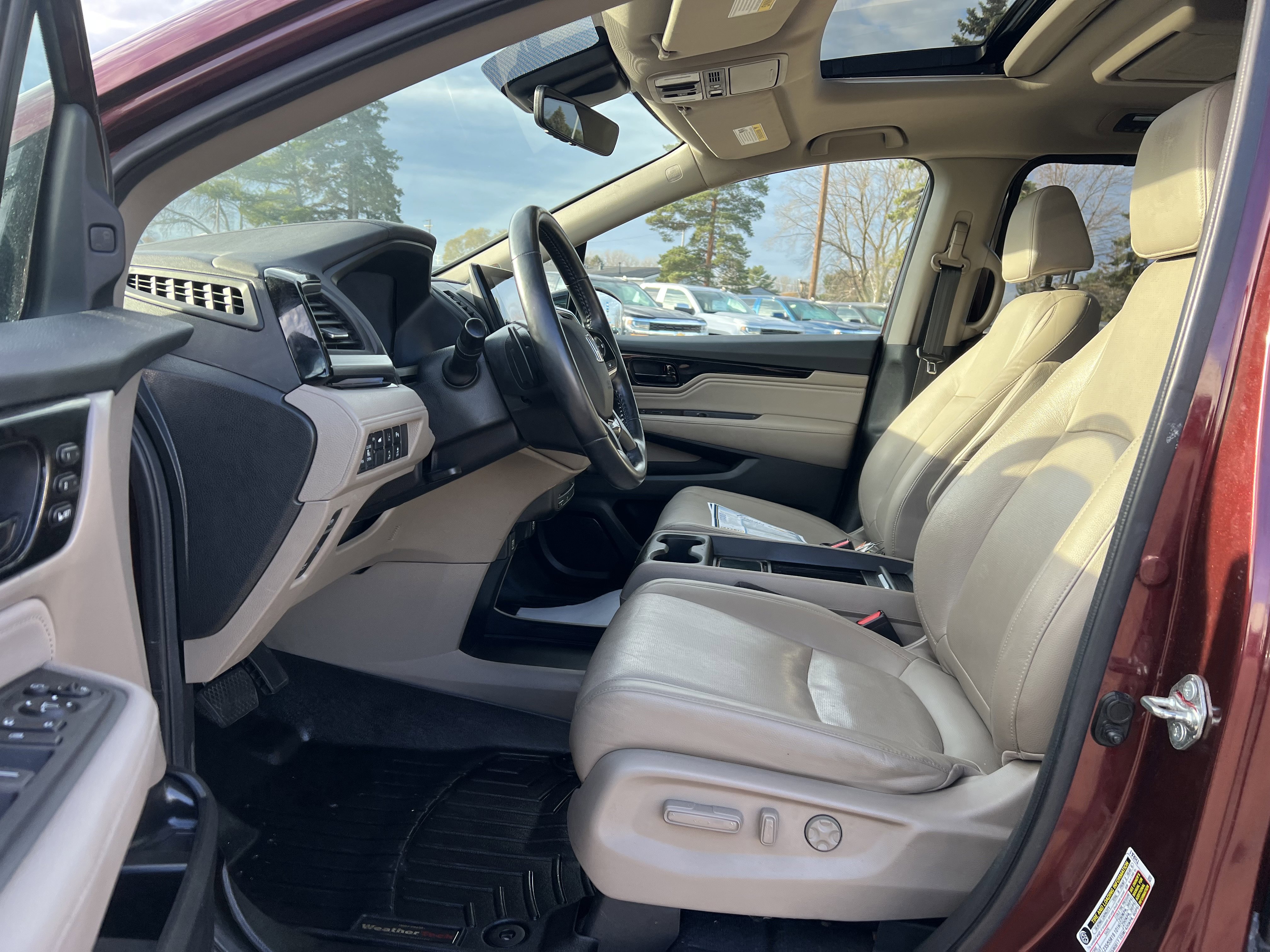 Used 2018 Honda Odyssey Elite image 20