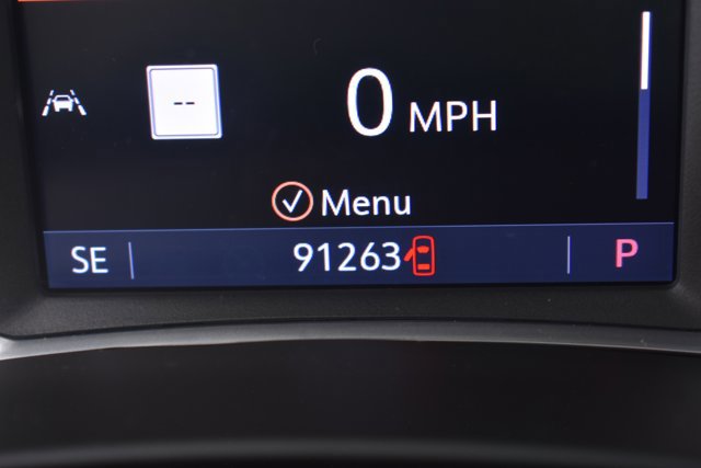 Used 2020 Chevrolet Equinox LT image 24