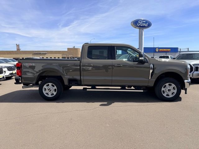 Used 2026 Ford F250 XLT w/ XLT Premium Package image 2