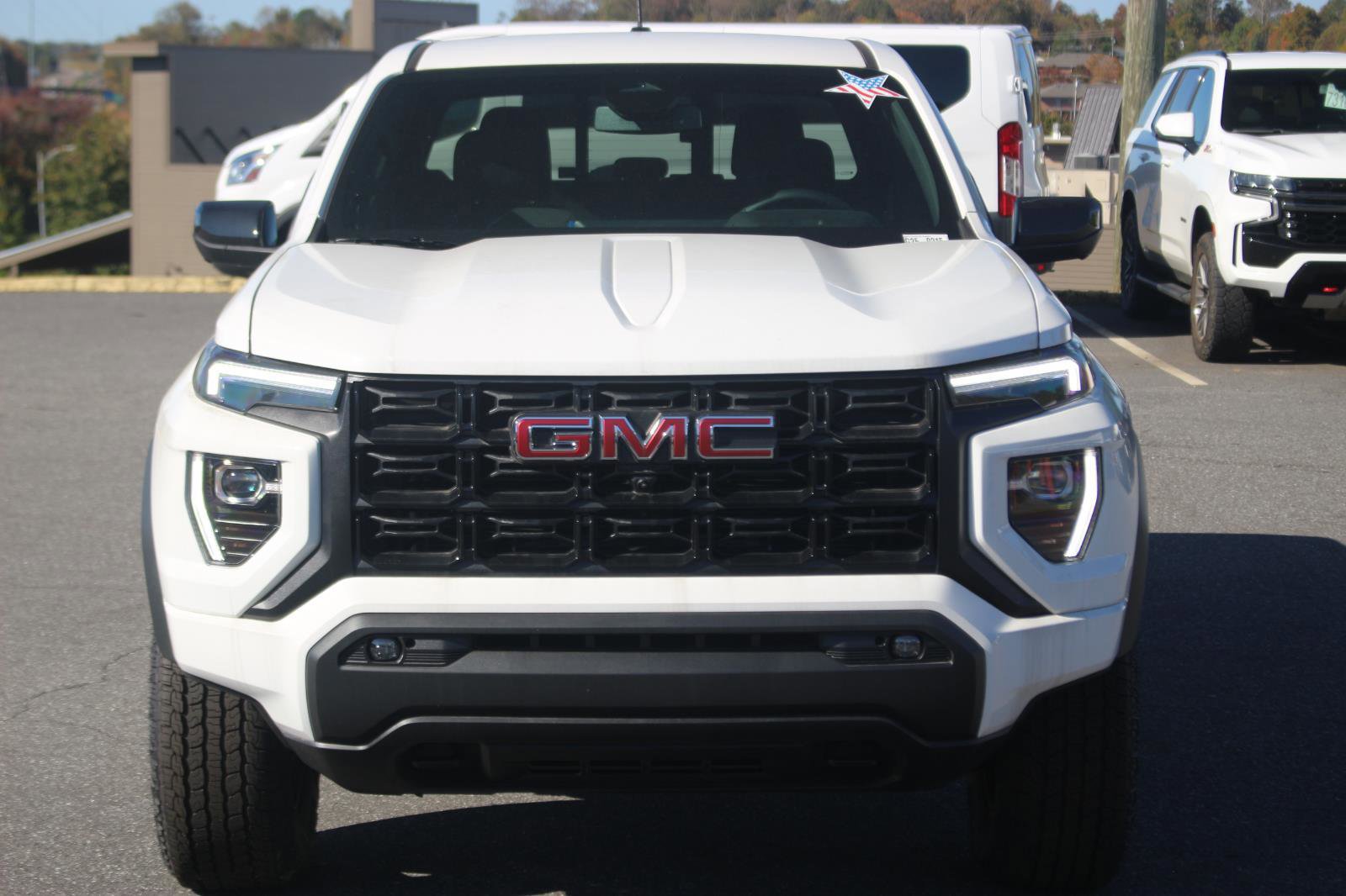 New 2025 GMC Canyon Elevation w/ Convenience Package image 4
