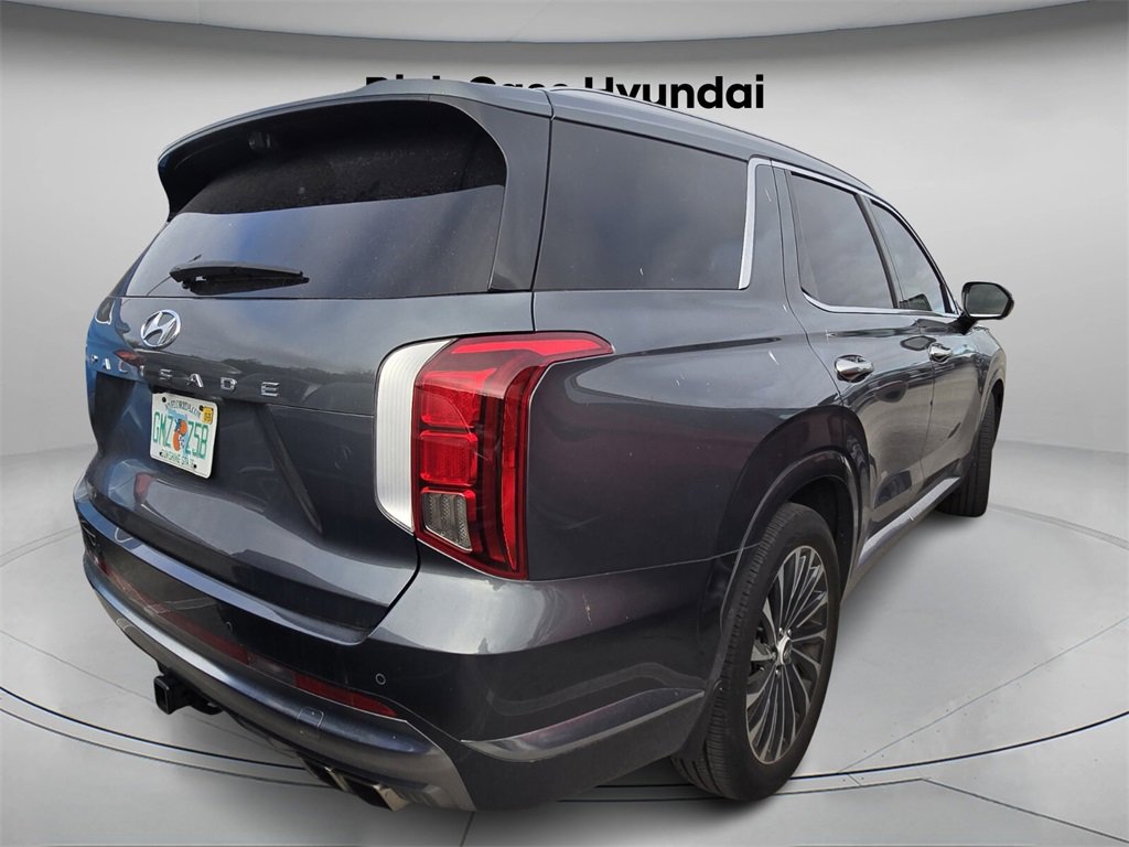 Used 2024 Hyundai Palisade Calligraphy image 5