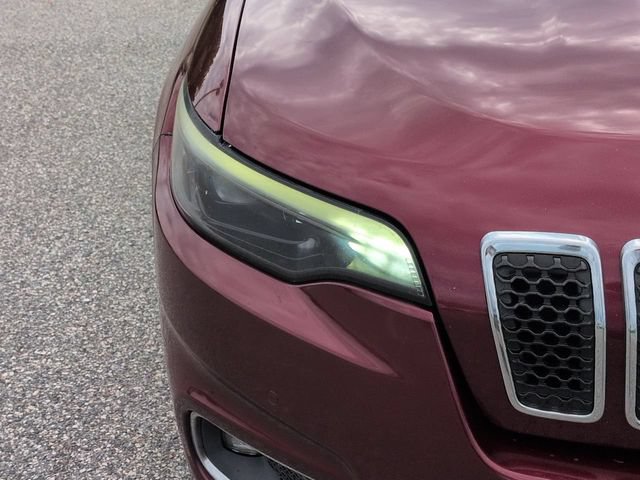 Used 2019 Jeep Cherokee Limited w/ Technology Group FWD image 10