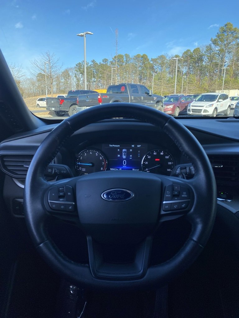 Certified 2020 Ford Explorer XLT image 28