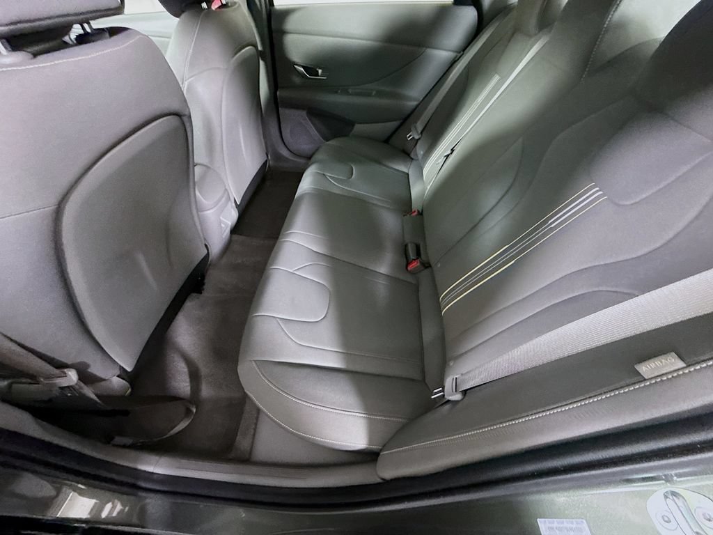 Certified 2025 Hyundai Elantra Sport FWD image 27