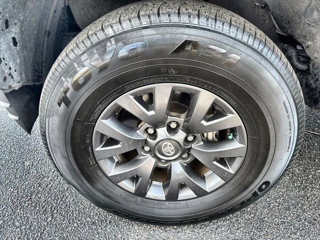 Used 2023 Toyota Tacoma SR5 w/ Technology Package image 19