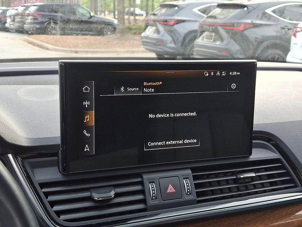 Used 2023 Audi Q5 2.0T Premium w/ Convenience Package AWD/4WD image 18