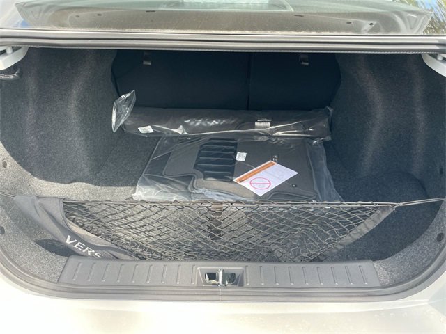 New 2025 Nissan Versa SR image 29