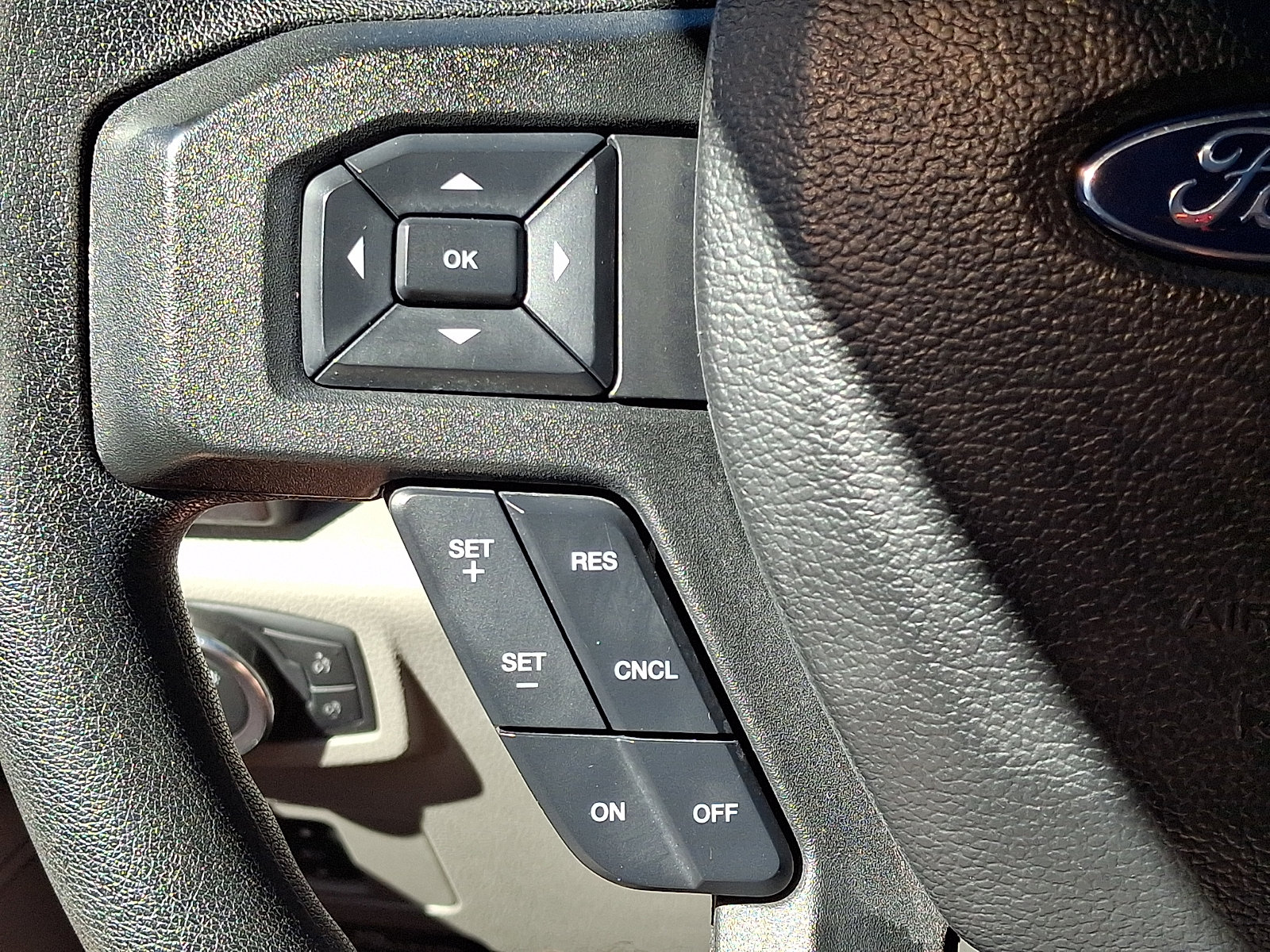 Certified 2018 Ford F250 4x4 Crew Cab Super Duty image 22