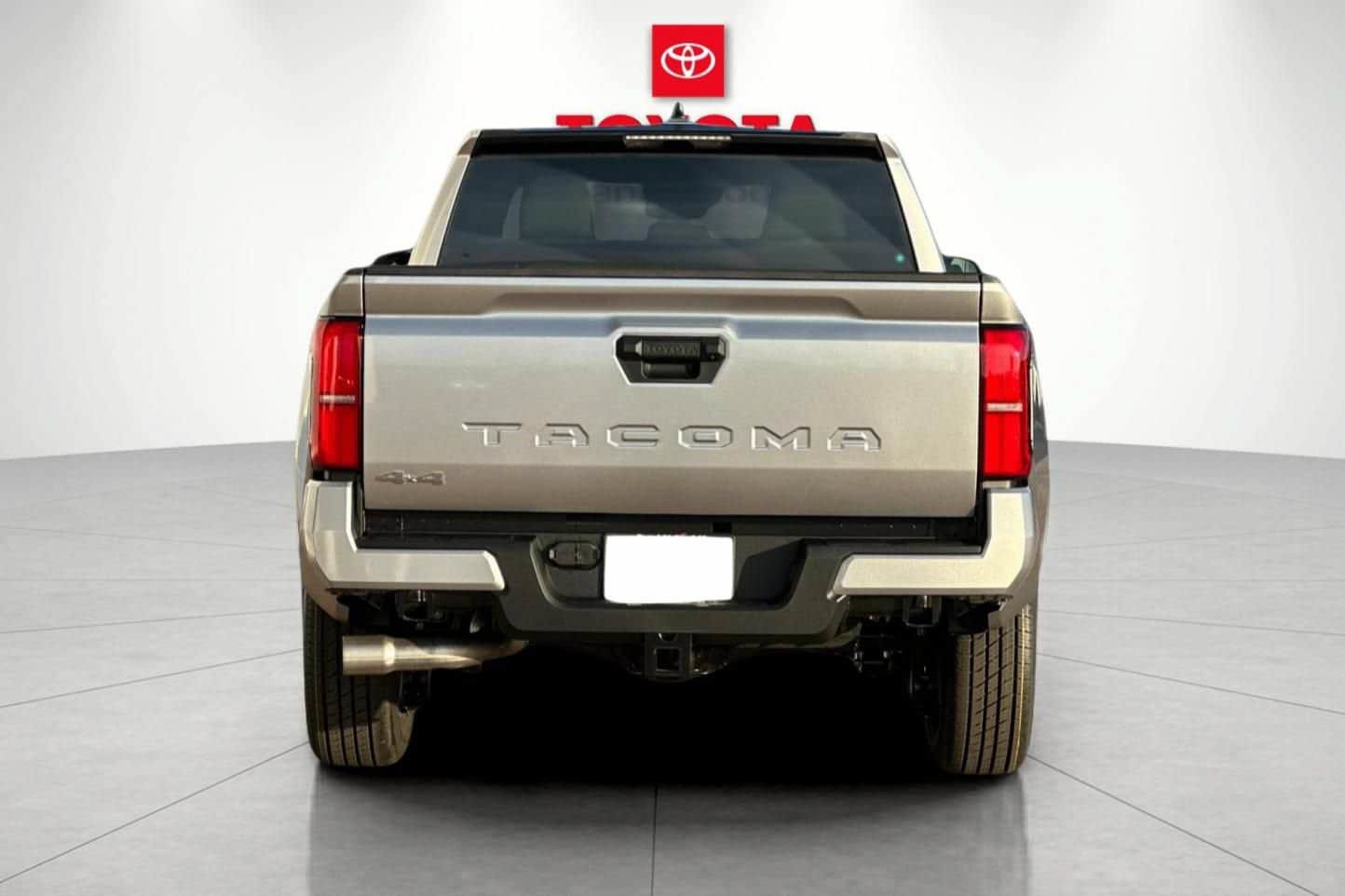 New 2026 Toyota Tacoma SR5 AWD/4WD image 4