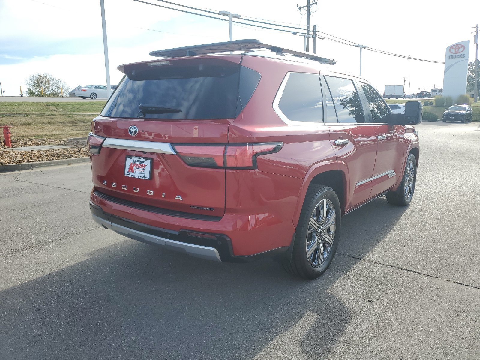 Certified 2025 Toyota Sequoia Capstone AWD/4WD image 4
