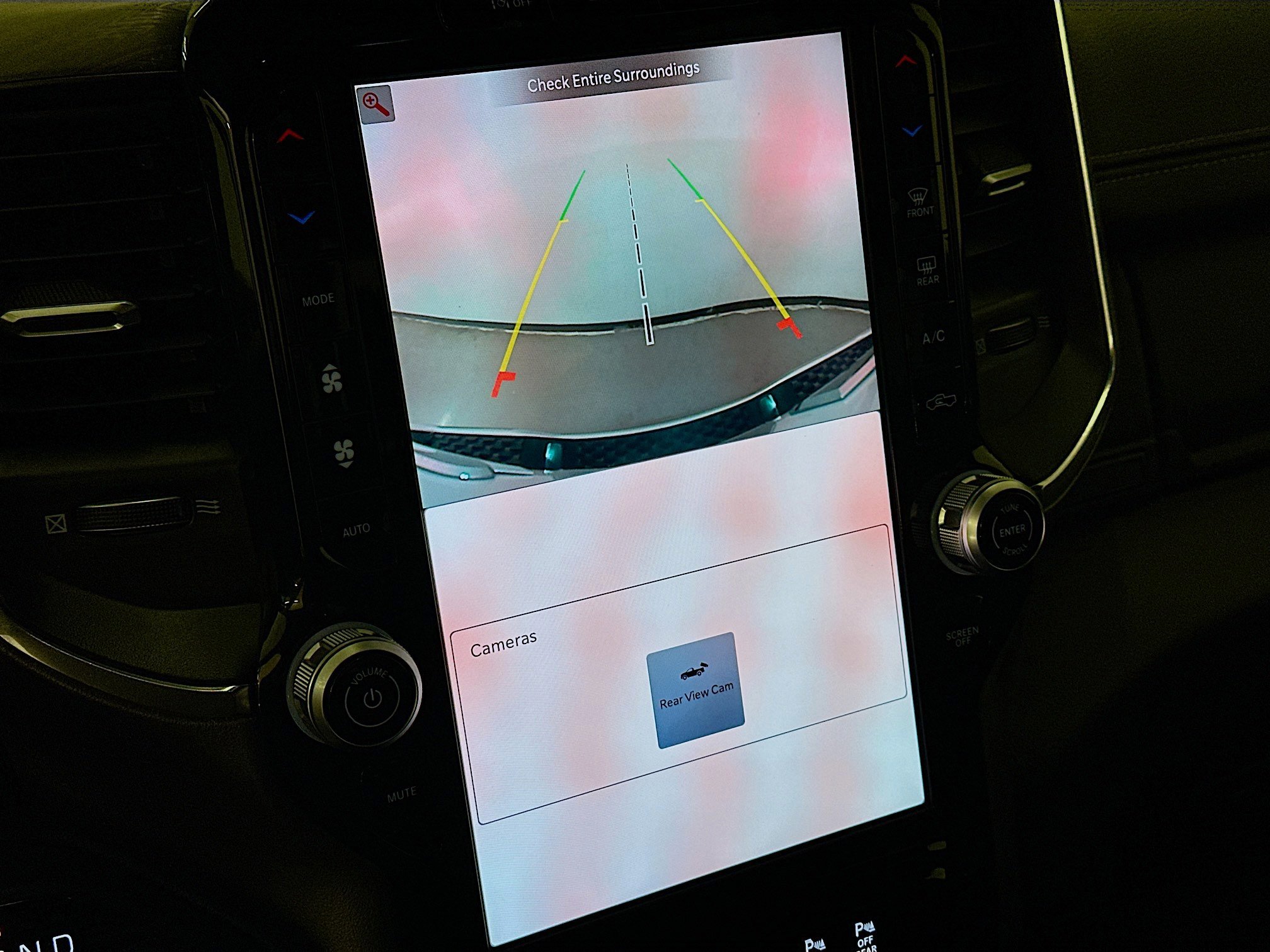 Used 2025 RAM 1500 Laramie image 23