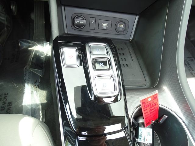 Used 2023 Hyundai Sonata SEL w/ Convenience Package FWD image 12