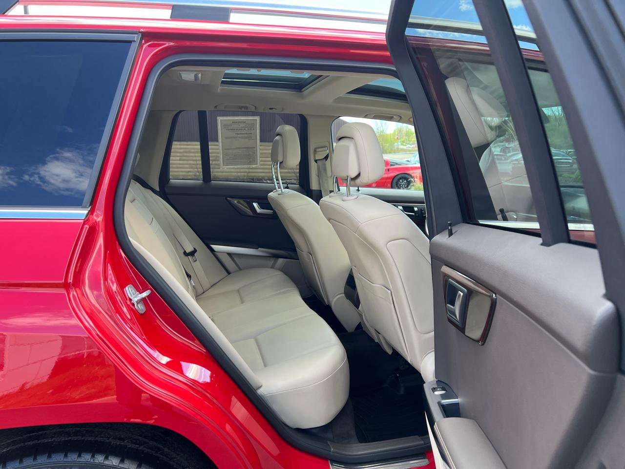 Used 2013 Mercedes-Benz GLK 350 4MATIC image 35