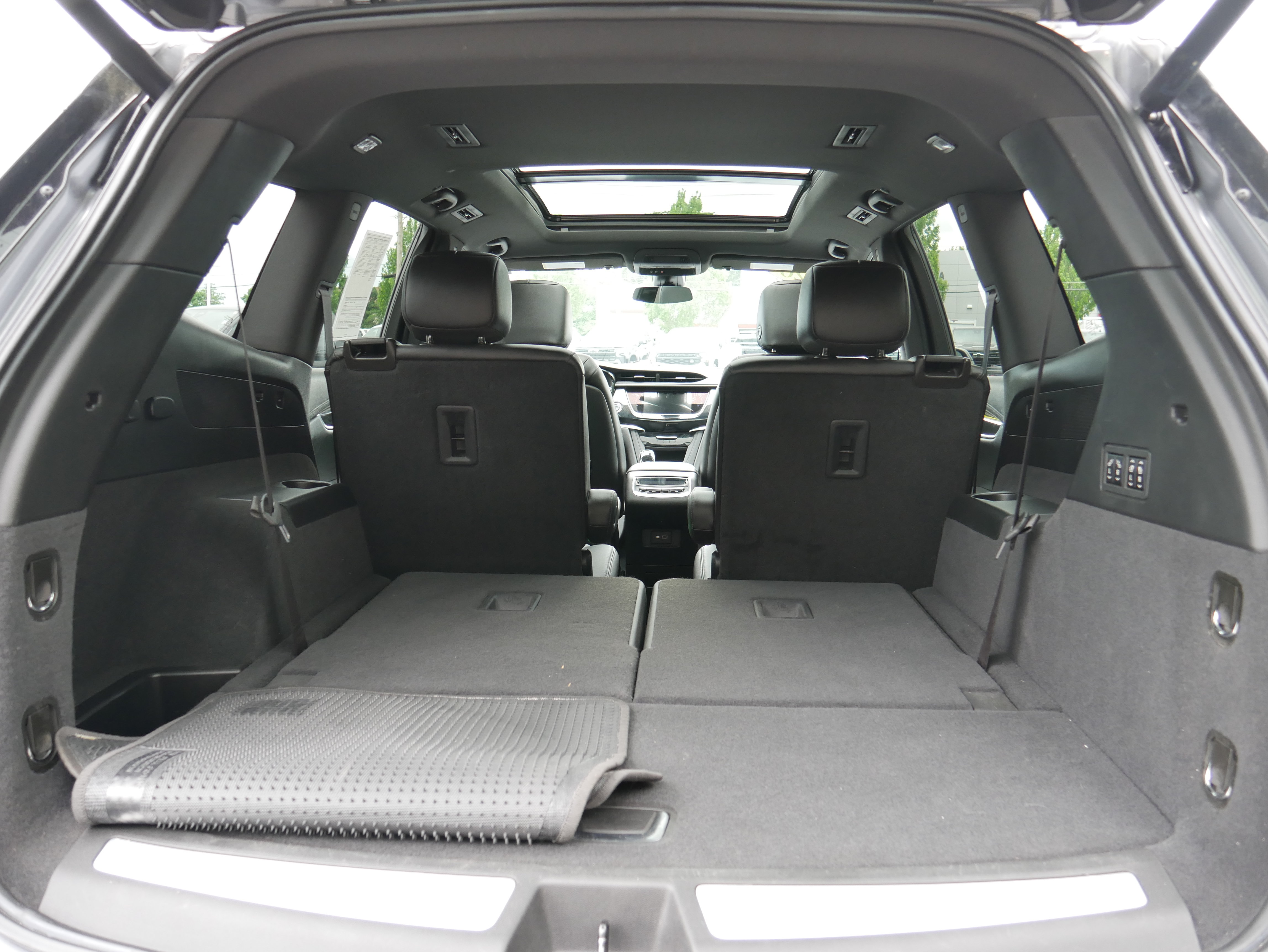 Used 2020 Cadillac XT6 Sport AWD/4WD image 7
