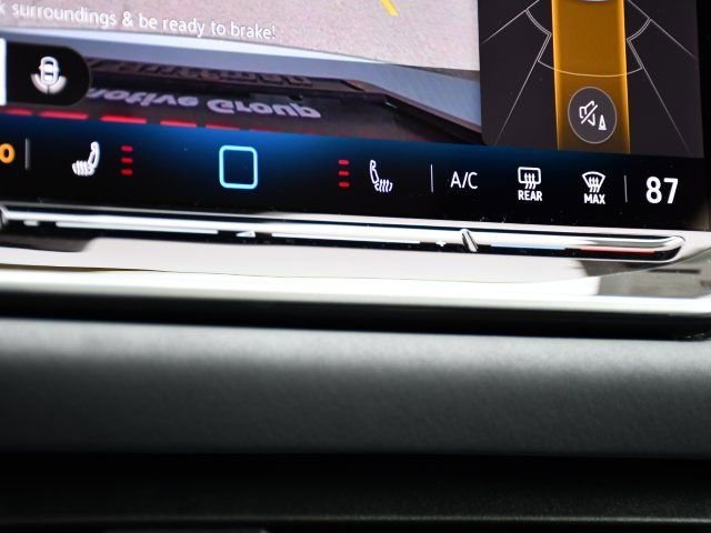 New 2026 Volkswagen Tiguan SE FWD image 14