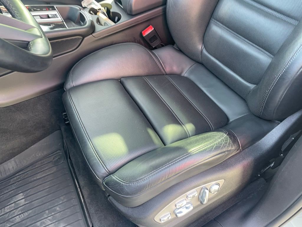 Used 2022 Porsche Macan S w/ Premium Package Plus image 21