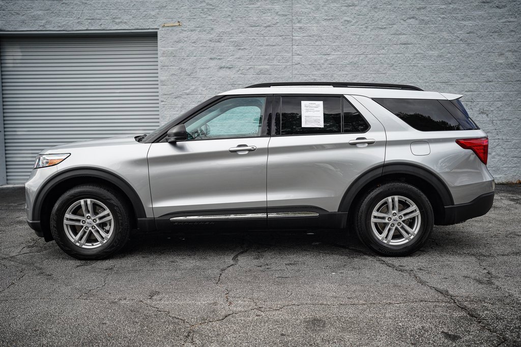 Used 2023 Ford Explorer XLT image 9