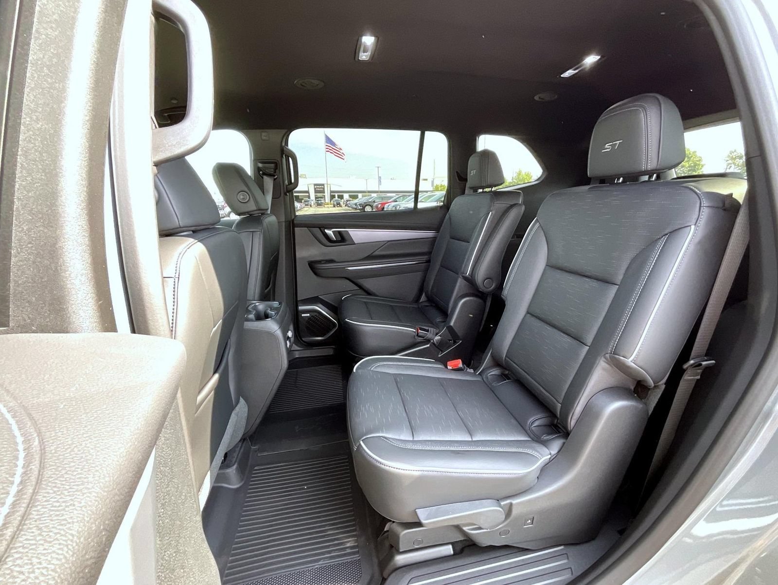 New 2026 Buick Enclave Sport Touring w/ Power Package AWD/4WD image 19