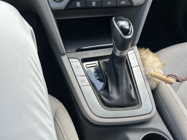 Used 2018 Hyundai Elantra Value Edition FWD image 27