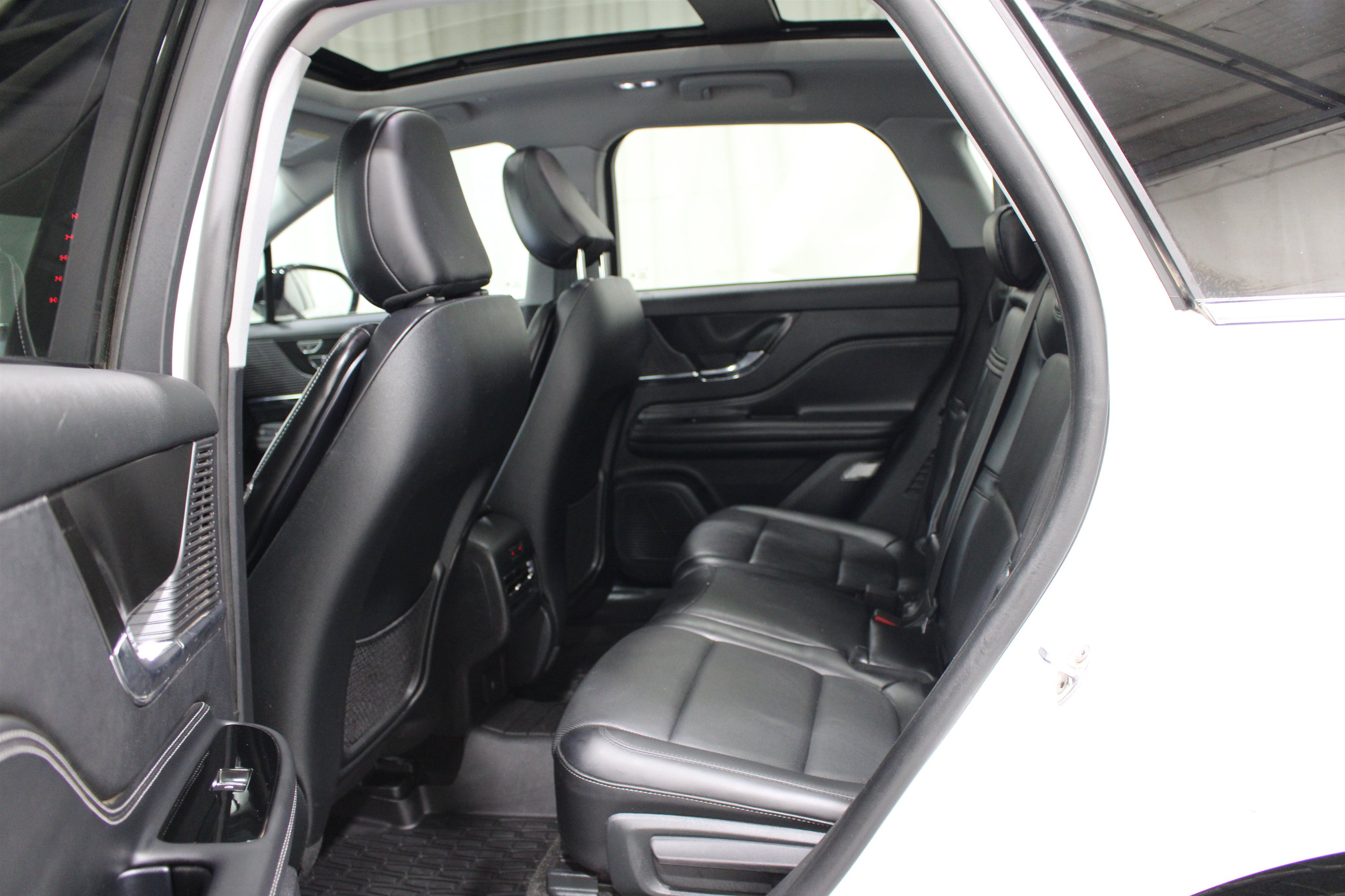 Certified 2022 Lincoln Corsair AWD w/ Premium Package image 21